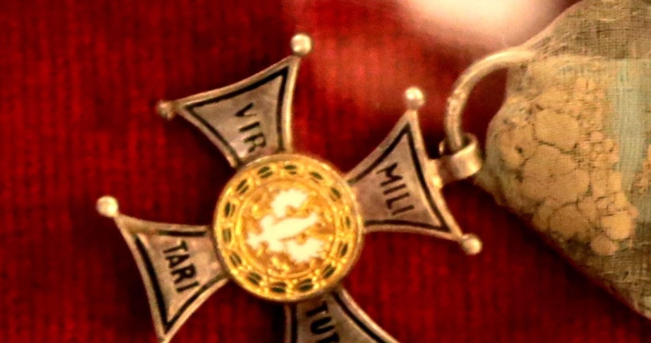 Zaskakujący zwrot ws. orderu Virtuti Militari kpt. Juliusza Heiznela. IPN ogłasza