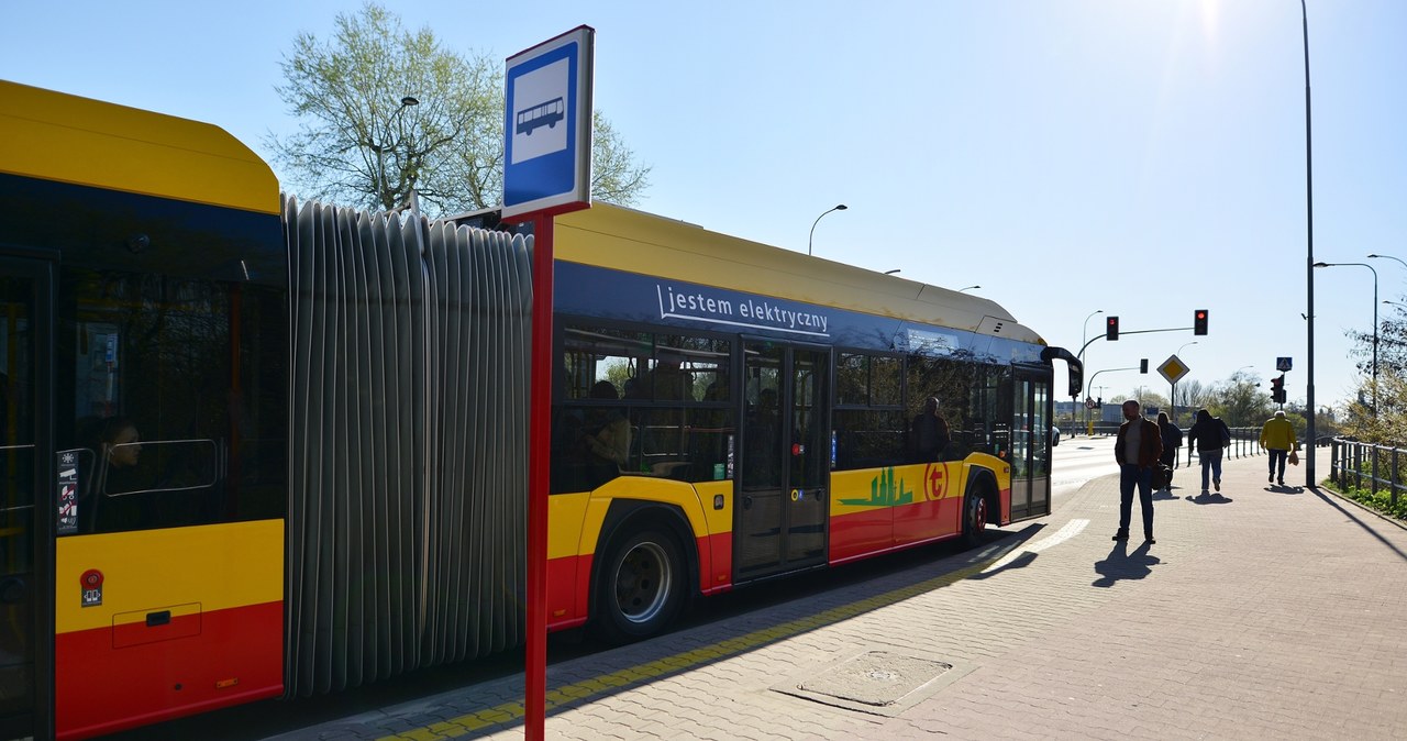 ​Bezpłatna komunikacja miejska. Kto może jeździć za darmo?