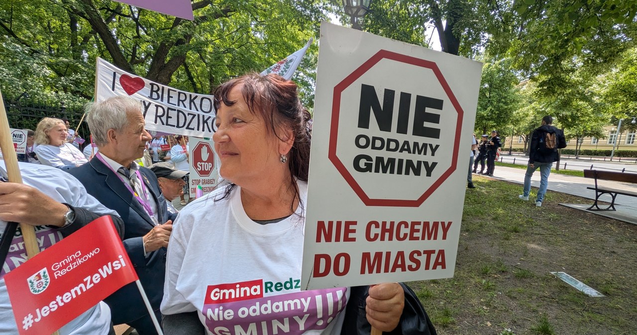 W Warszawie wrze! "Nie oddamy naszych gmin"