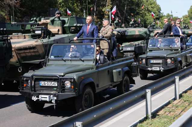 Ruszyła defilada wojskowa w Warszawie. Największa w historii
