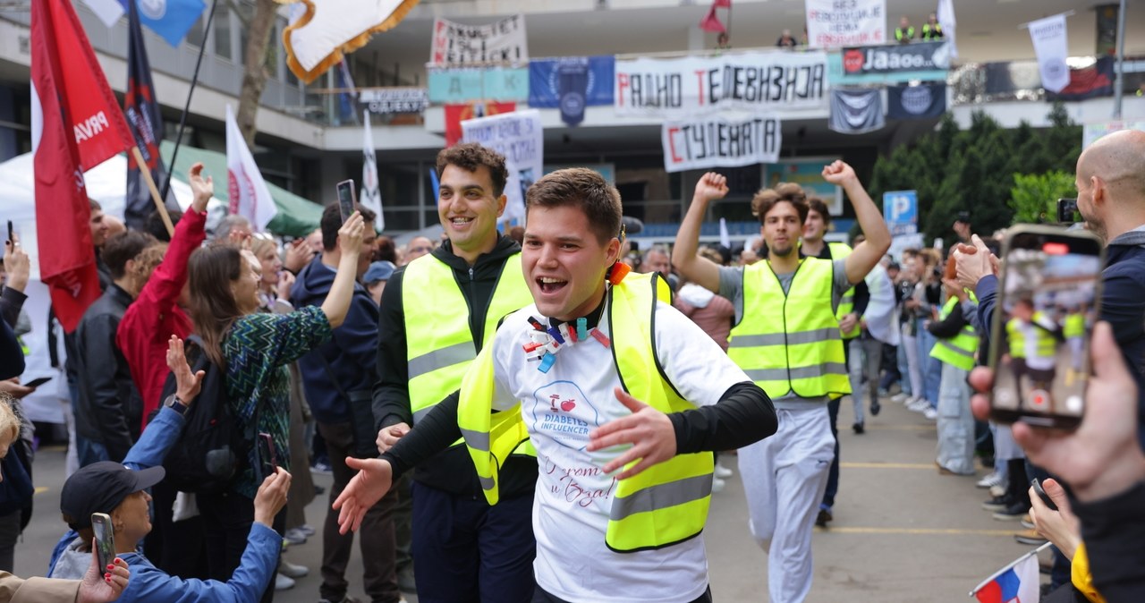 Serbscy studenci w biegu do Brukseli. Mają ważny cel