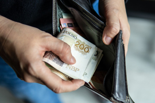 Rząd dopłaci do wakacji. Sprawdź, kto może dostać nawet 600 zł na urlop
