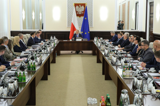 Rząd przyjął budżet na 2027 rok. „Tak” dla podniesienia pierwszego progu podatkowego