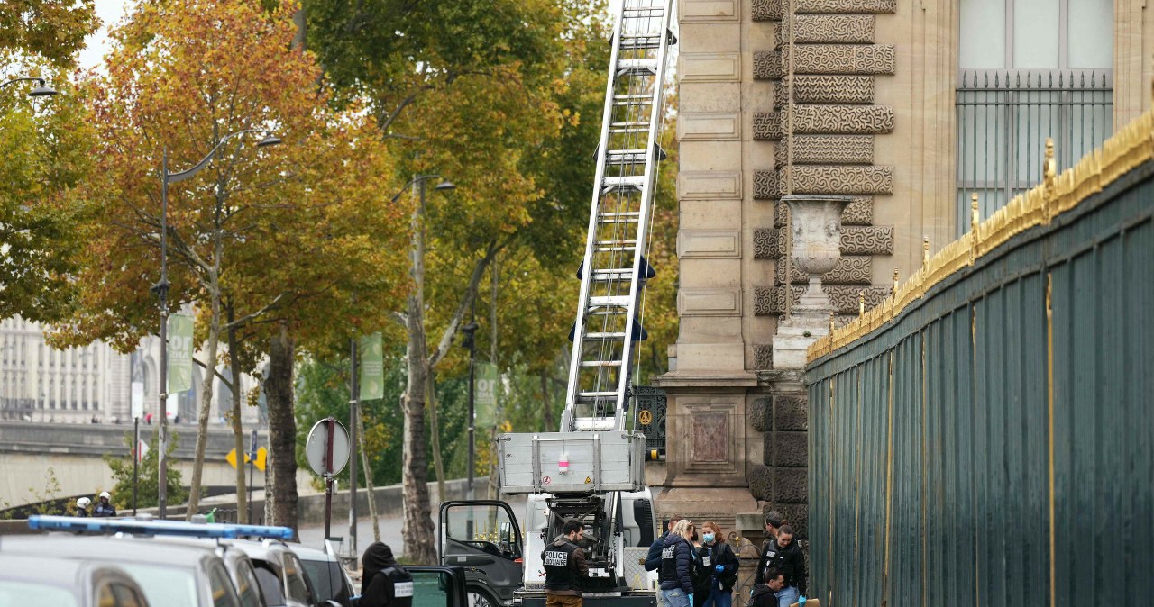 Co dalej ws. kradzieży w Luwrze? Kolejny podejrzany w rękach policji