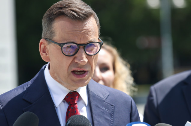 Morawiecki oddaje ukraiński order do muzeum. „Skoro skorumpowana elita nie potrafi”