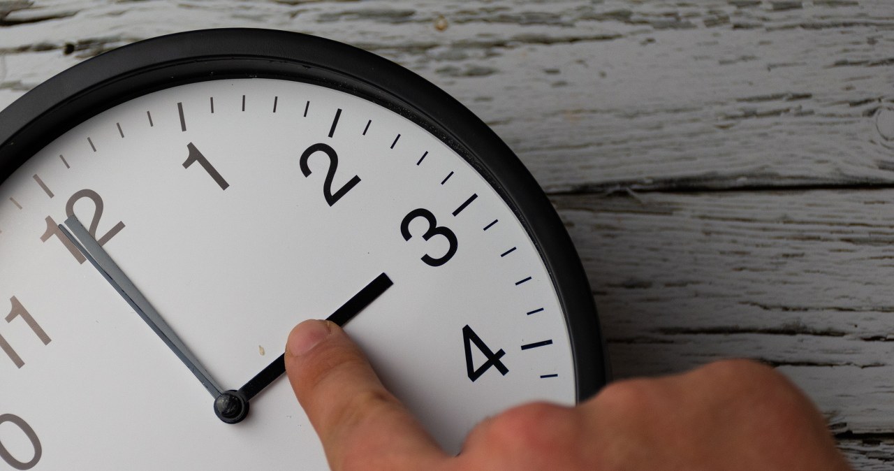 Pracujesz w nocy z 25 na 26 października? Dostaniesz więcej pieniędzy