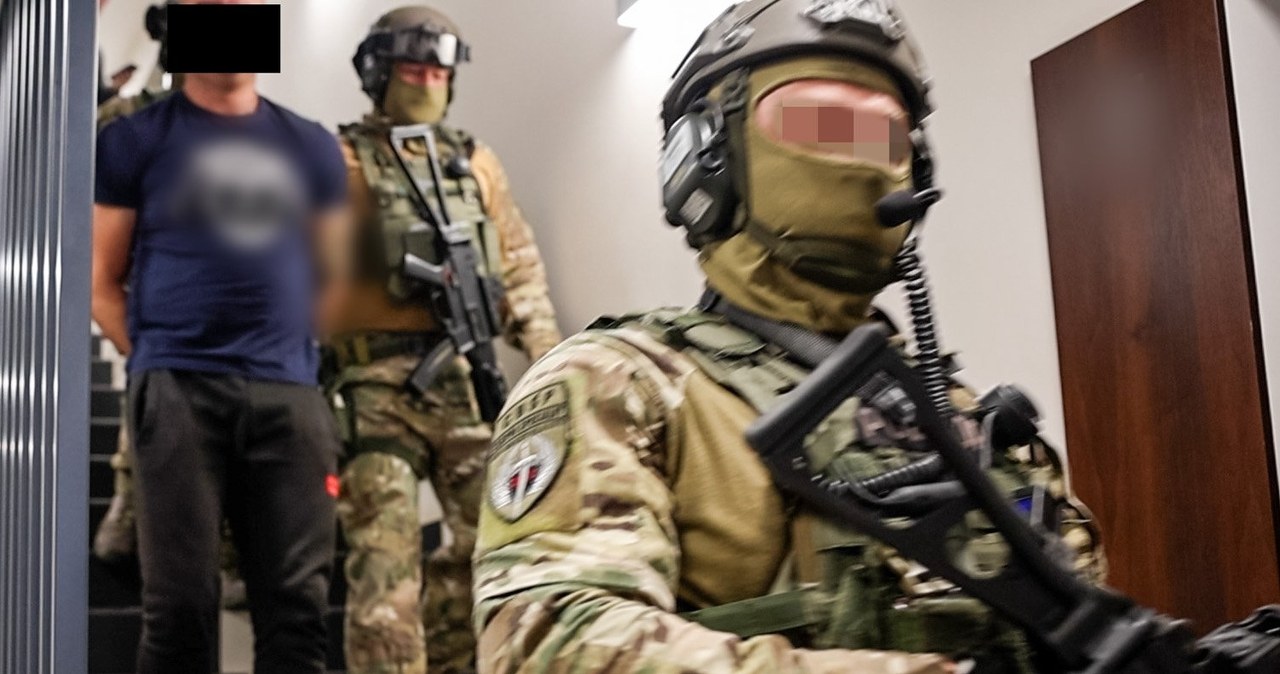 Stołeczni pseudokibice w centrum narkotykowego imperium. CBŚP rozbiło grupę