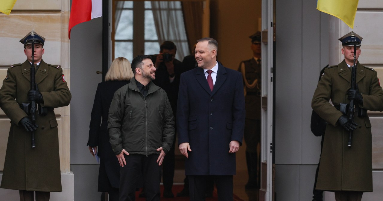 Pierwsze takie spotkanie. Tak Nawrocki przywitał Zełenskiego [RELACJA NA ŻYWO]