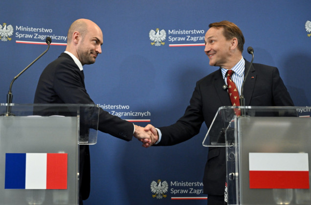 „Polska wie, że może na Francję liczyć”. Ważne decyzje w poniedziałek w Paryżu
