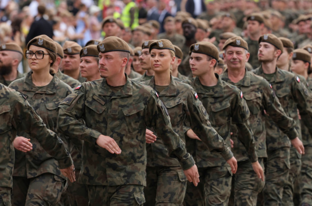 Polki coraz bardziej obecne w wojsku. Co piąty żołnierz WOT to kobieta