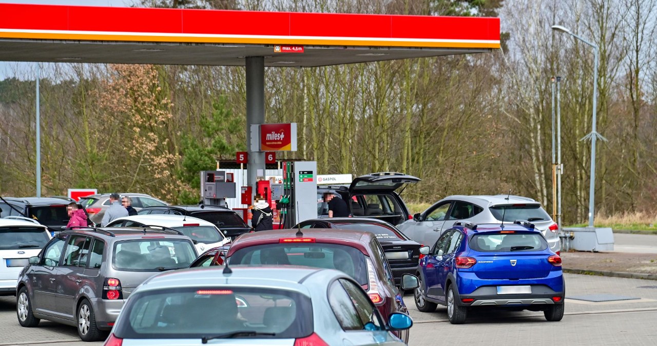 Turystyka paliwowa kwitnie. Niemcy masowo tankują na przygranicznych stacjach w Polsce