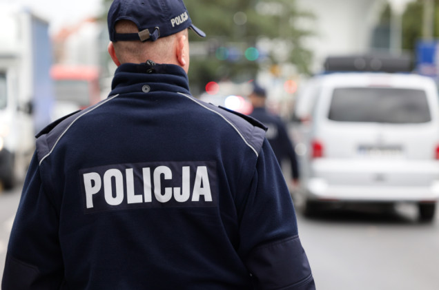 Zwłoki ukryte w zakupowej torbie. Brutalne morderstwo na warszawskiej Ochocie