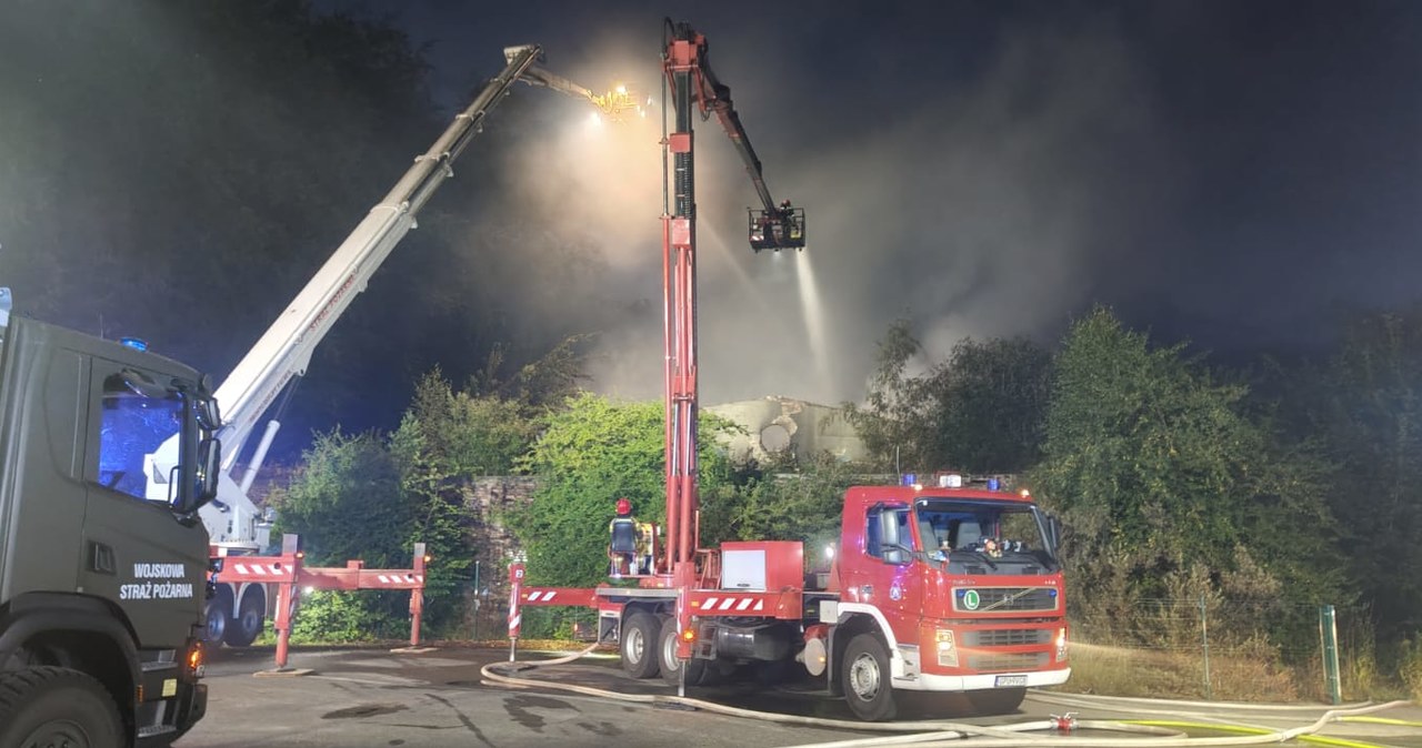 Pożar w Gdyni. Strażacy mieli problem z zaopatrzeniem w wodę