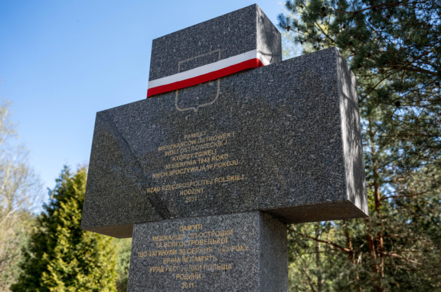 Ruszają prace ekshumacyjne na terenie dawnych wsi Ostrówki i Wola Ostrowiecka