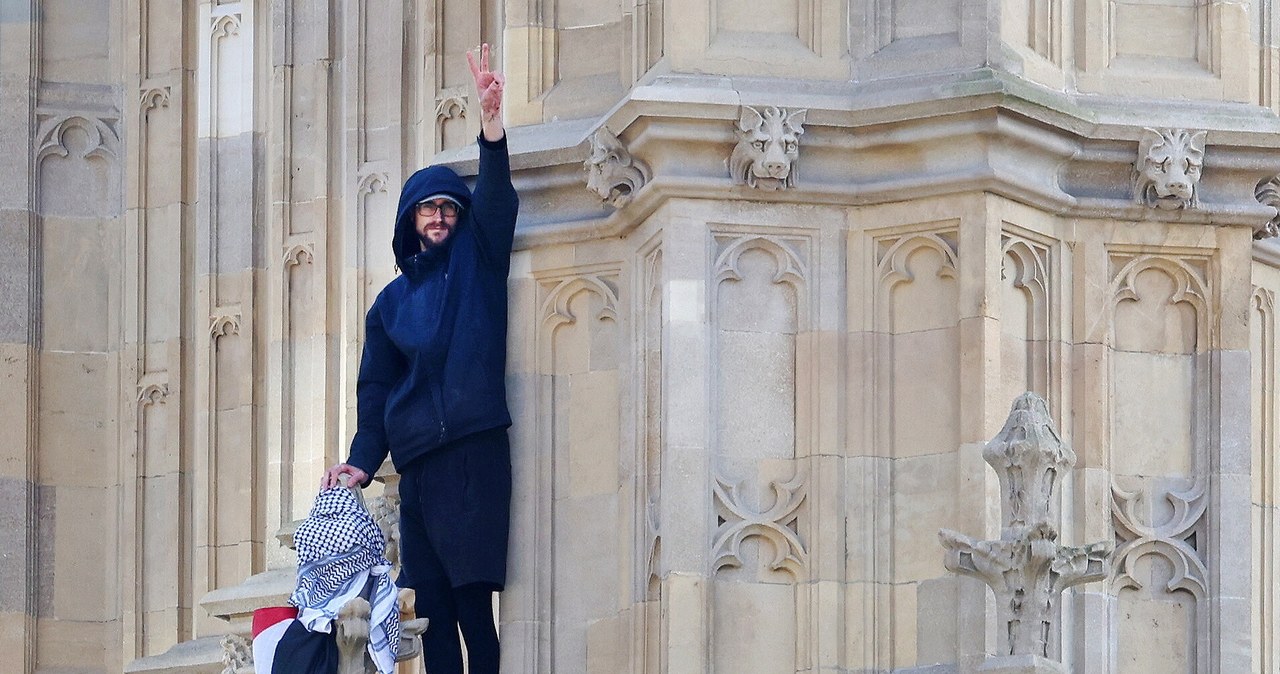 Protestujący na Big Benie zszedł po kilkunastu godzinach