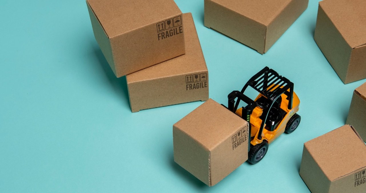 Gadżety reklamowe a logistyka - jak projektować zamówienia żeby uniknąć kosztownych poprawek?