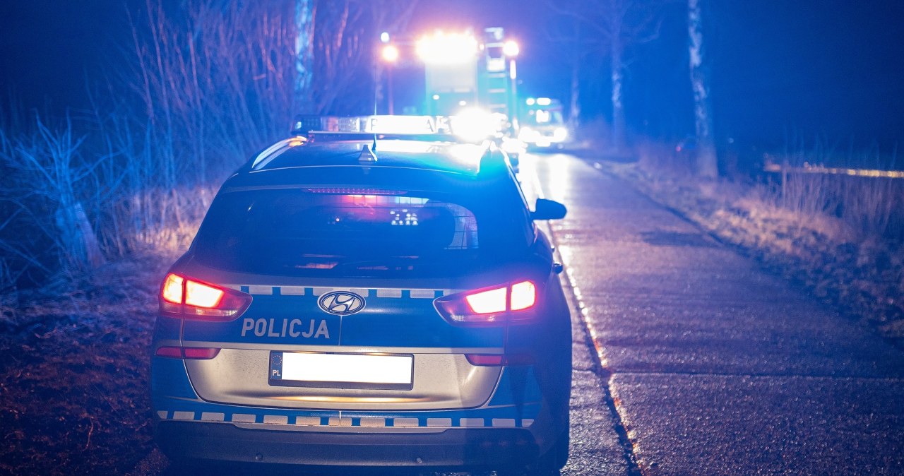 Rowerzystka zginęła pod kołami auta. Tragedia w Śląskiem