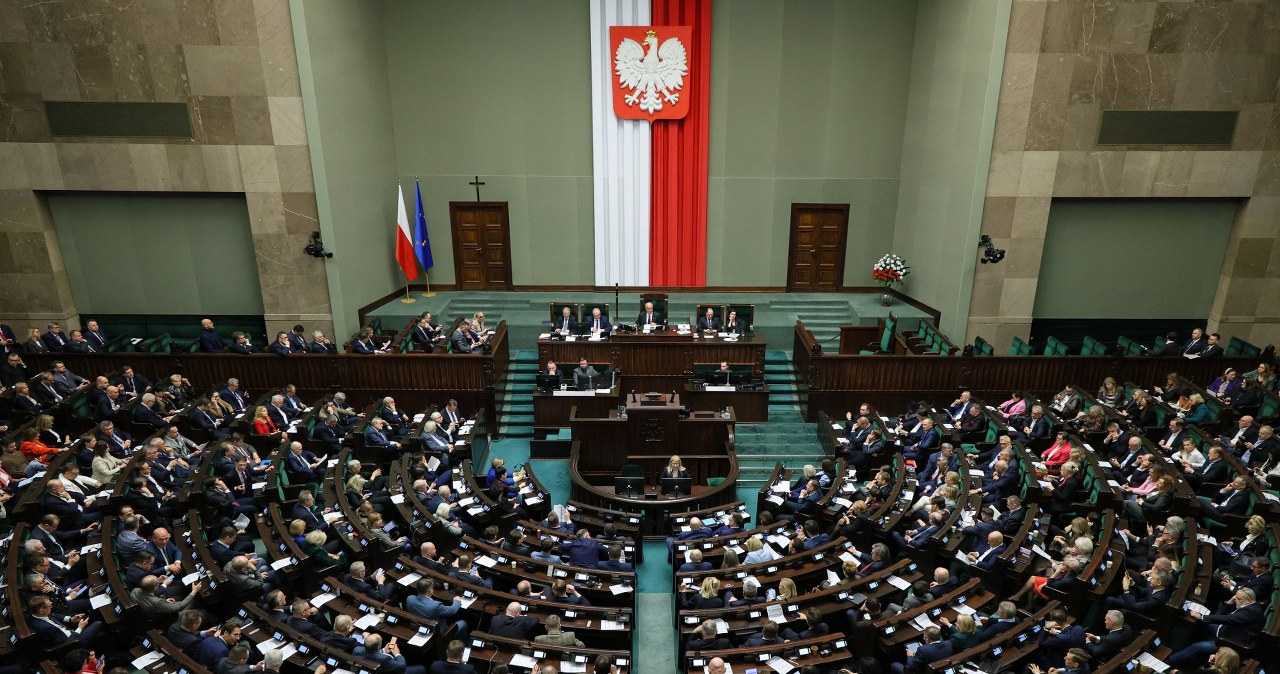 Sejm za zamkniętymi drzwiami. Tajne obrady zakończone