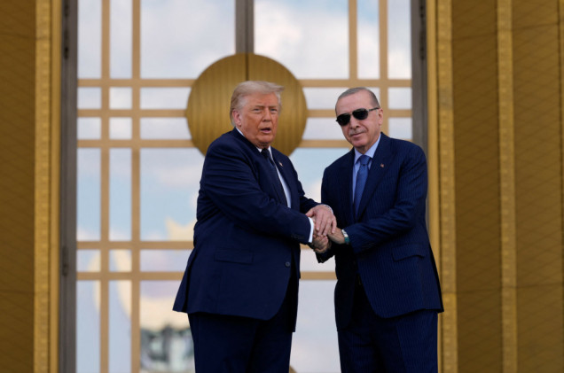 „Możemy wycofać wszystkich żołnierzy z Europy”. Trump jest w złym nastroju