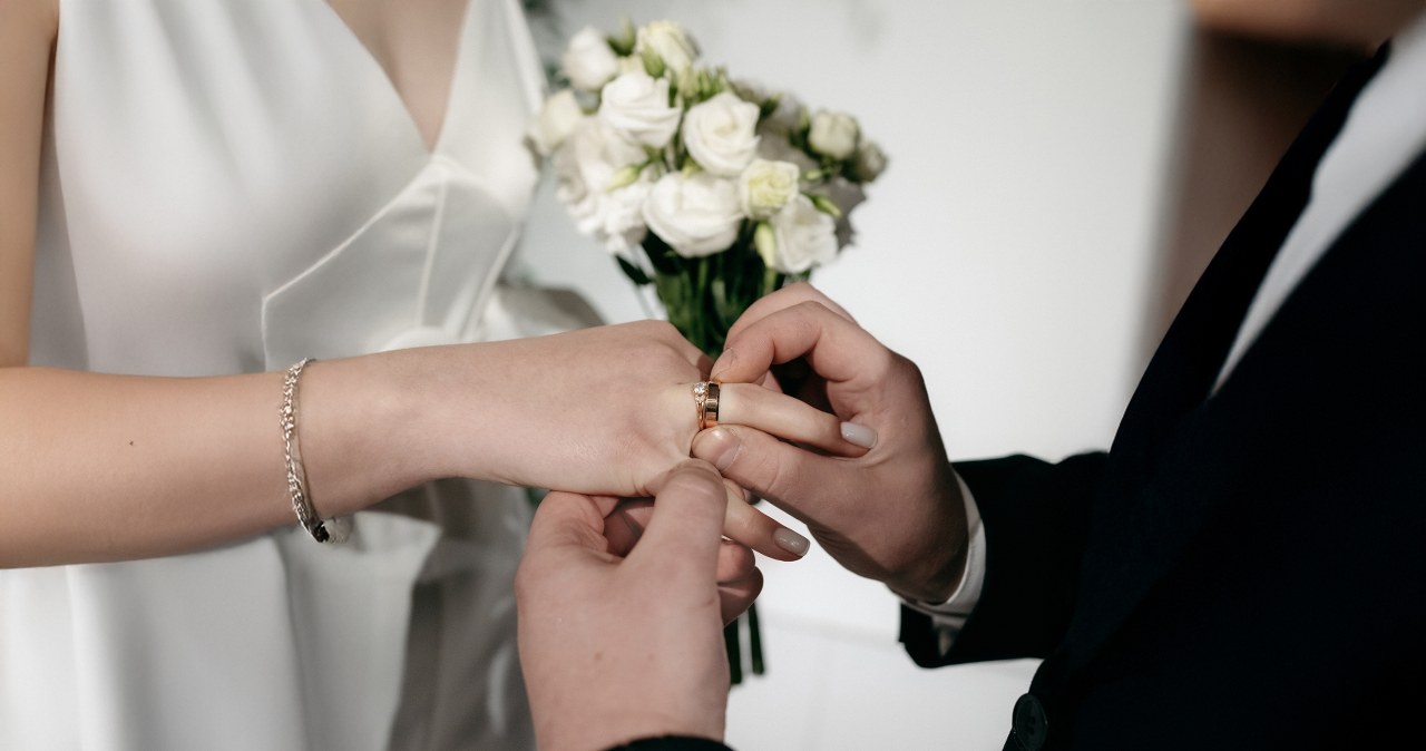 Dramatyczny spadek liczby małżeństw w Polsce. Co ze ślubami kościelnymi?