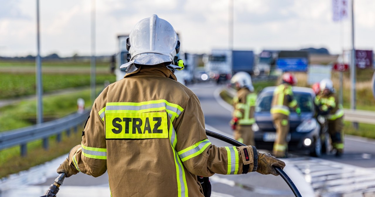 ​Ważne zmiany w przepisach drogowych. Do ich poleceń też musisz się stosować