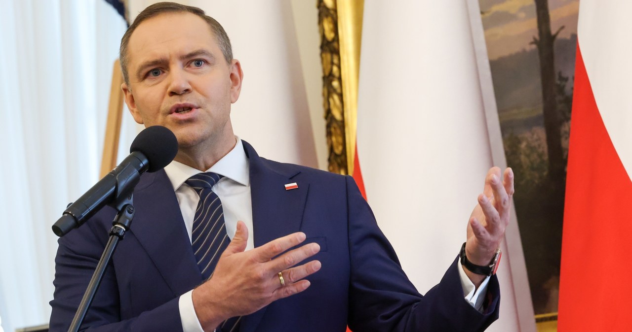 Zaprzysiężenie i pierwsze kroki Nawrockiego. Ostra gra od samego początku?