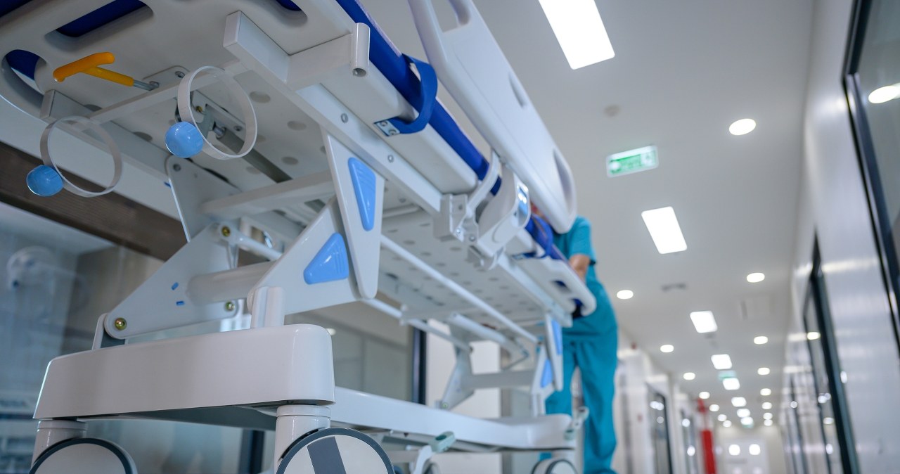 "Okradają pacjentów w biały dzień". Oburzenie po ujawnieniu listu resortu zdrowia