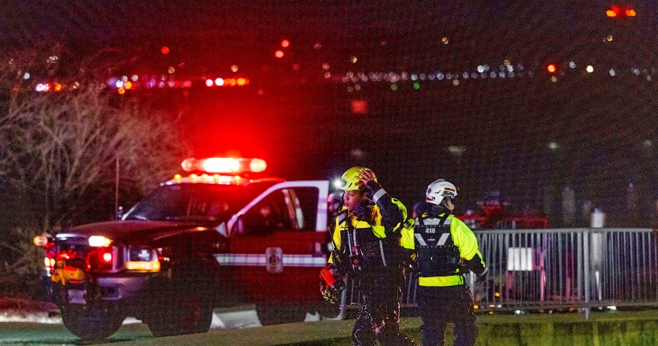 Samolot pasażerski zderzył się z helikopterem koło Waszyngtonu. CNN: Są ofiary