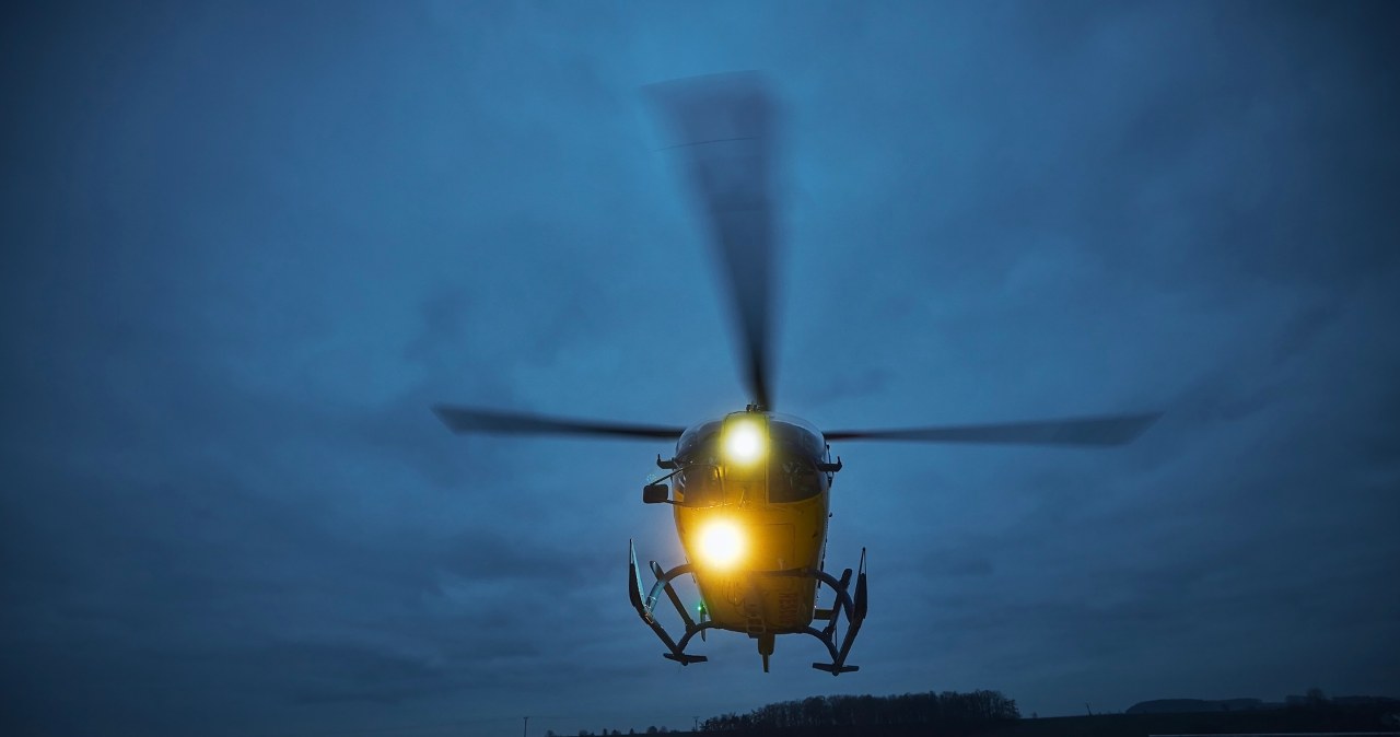 Seria wypadków w Łódzkiem. Lądował śmigłowiec LPR