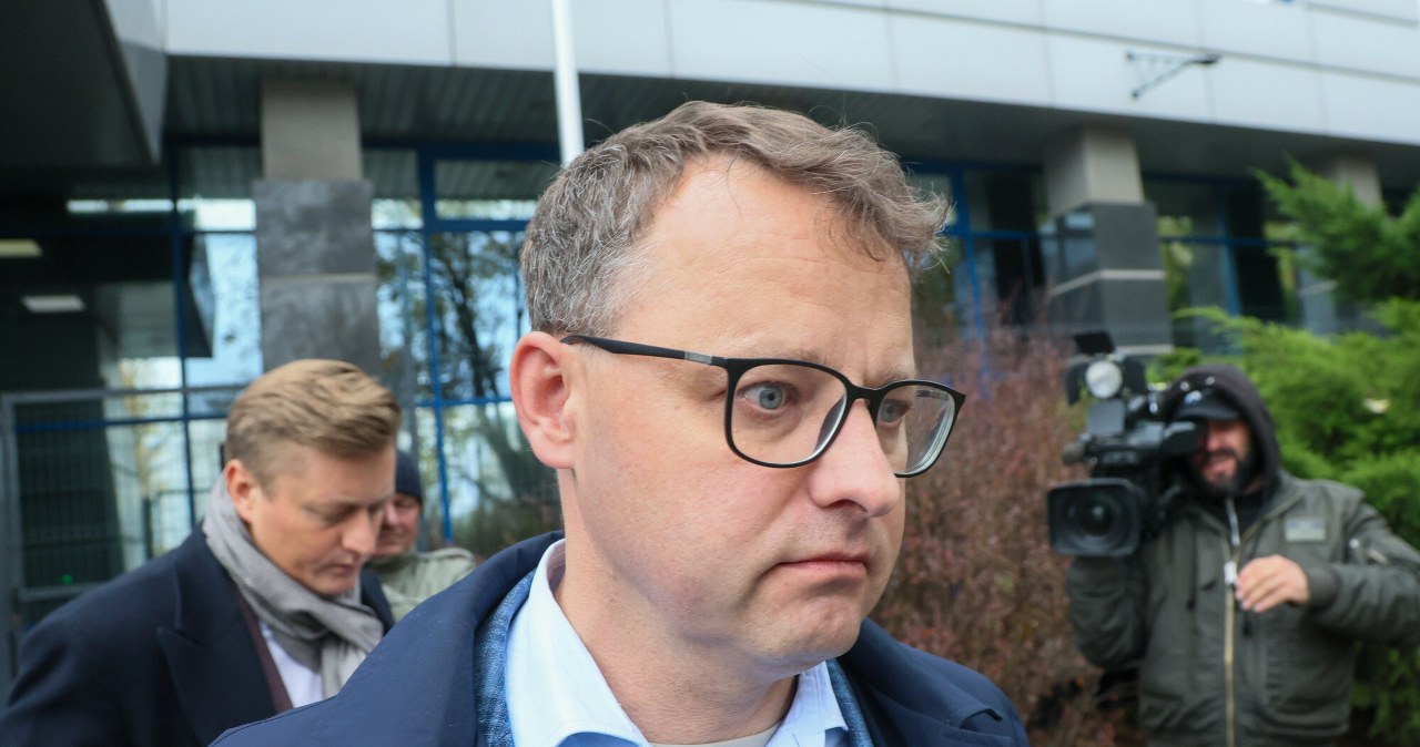 ​Czarne chmury nad Romanowskim. Sprawa azylu wraca na agendę europarlamentu