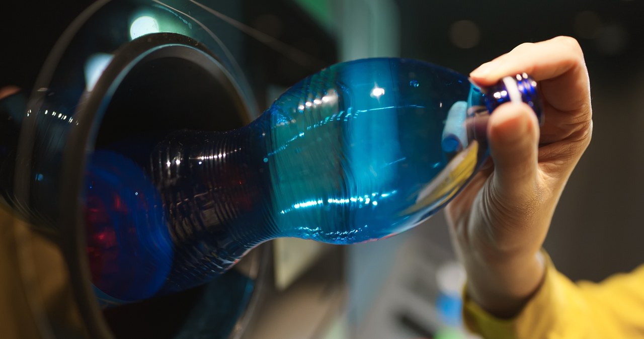 Polomarket stawia na butelkomaty. Czy inne sklepy zdążą przed zmianami?