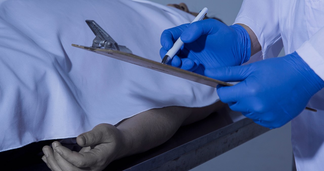 Śmierć byłego prokuratora i jego syna. Przeprowadzono sekcję zwłok