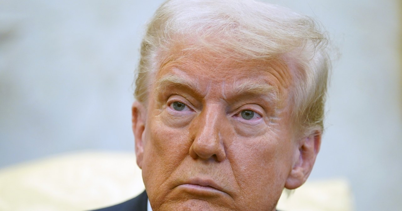 Mogłyby być "niszczycielskie". Trump o sankcjach na Rosję