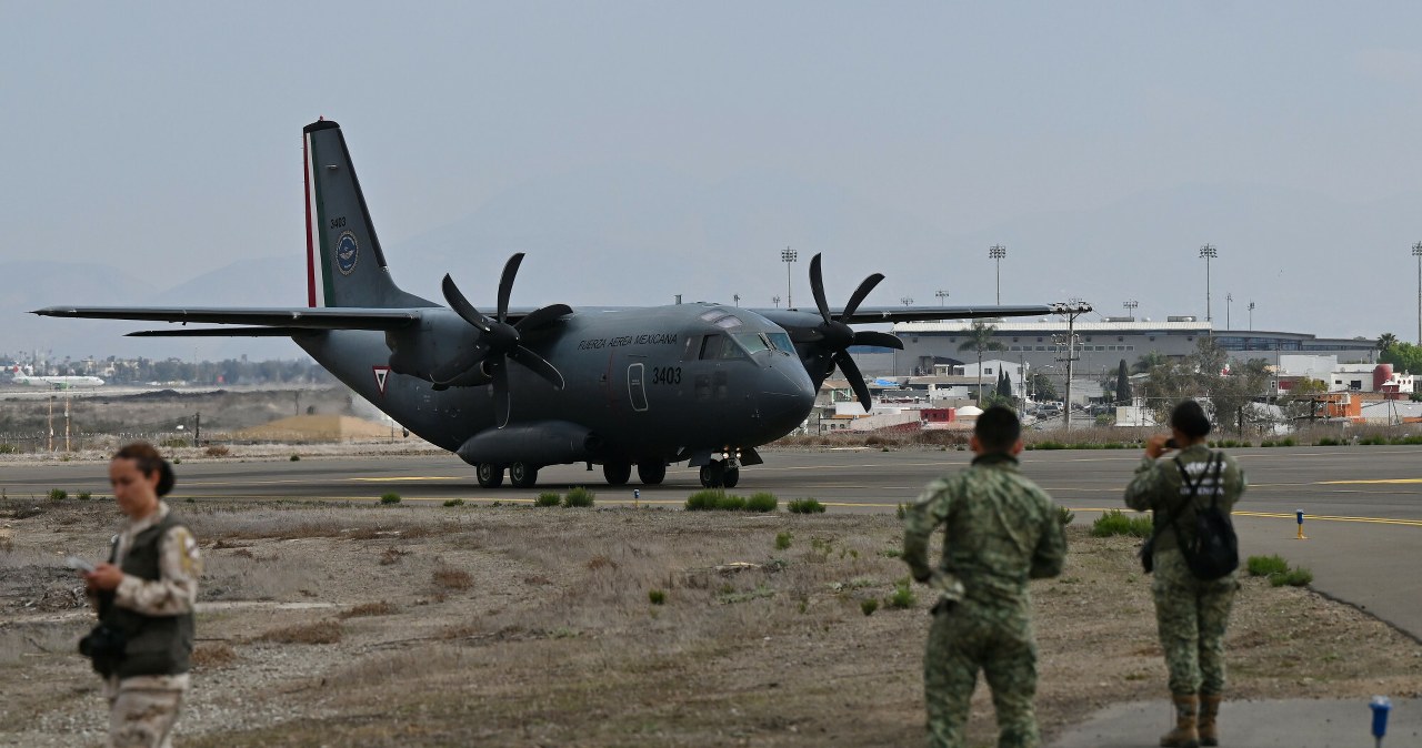 Irańskie drony miały tam uderzyć w placówkę CIA. Nakaz ewakuacji z kolejnego regionu