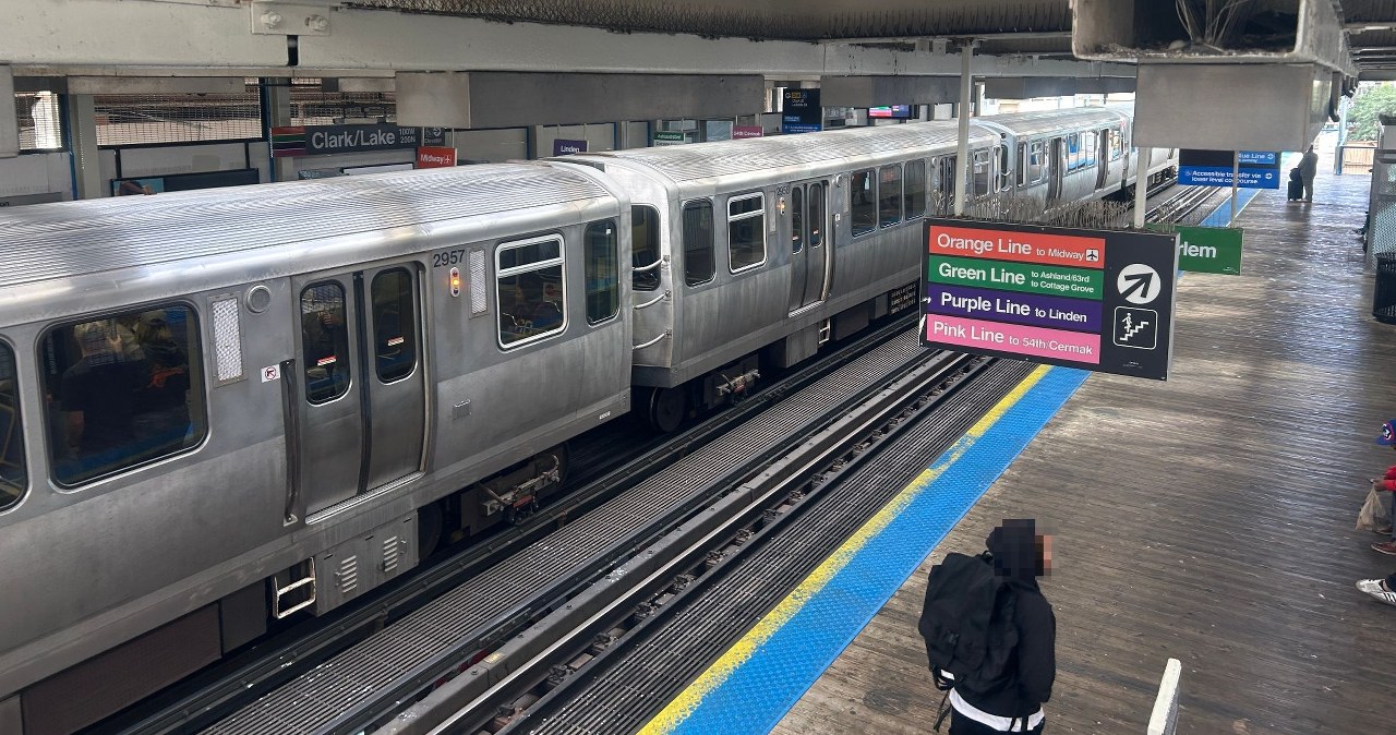 Koszmar w chicagowskim pociągu. Napastnik podpalił kobietę