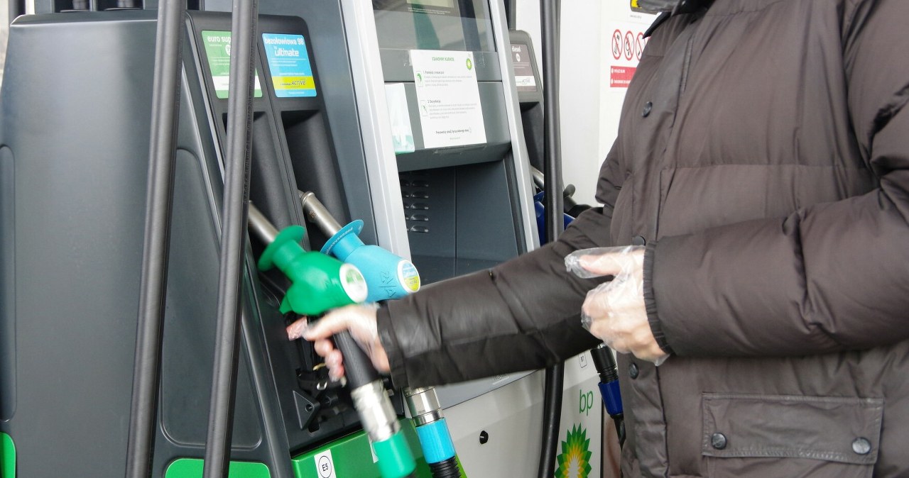 Nawet 3 tys. zł mandatu na stacji paliw. Kierowcy tankują "na zapas" i łamią przepisy