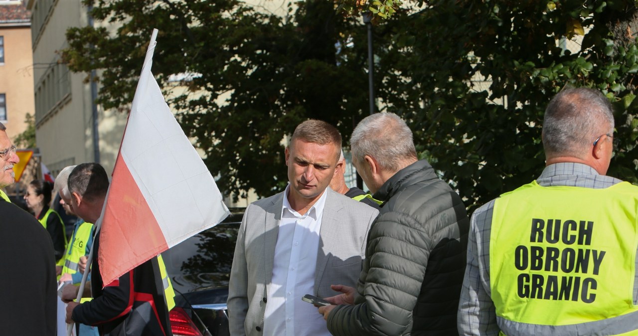 ​Członek Ruchu Obrony Granic z zarzutami. Za legitymowanie na moście