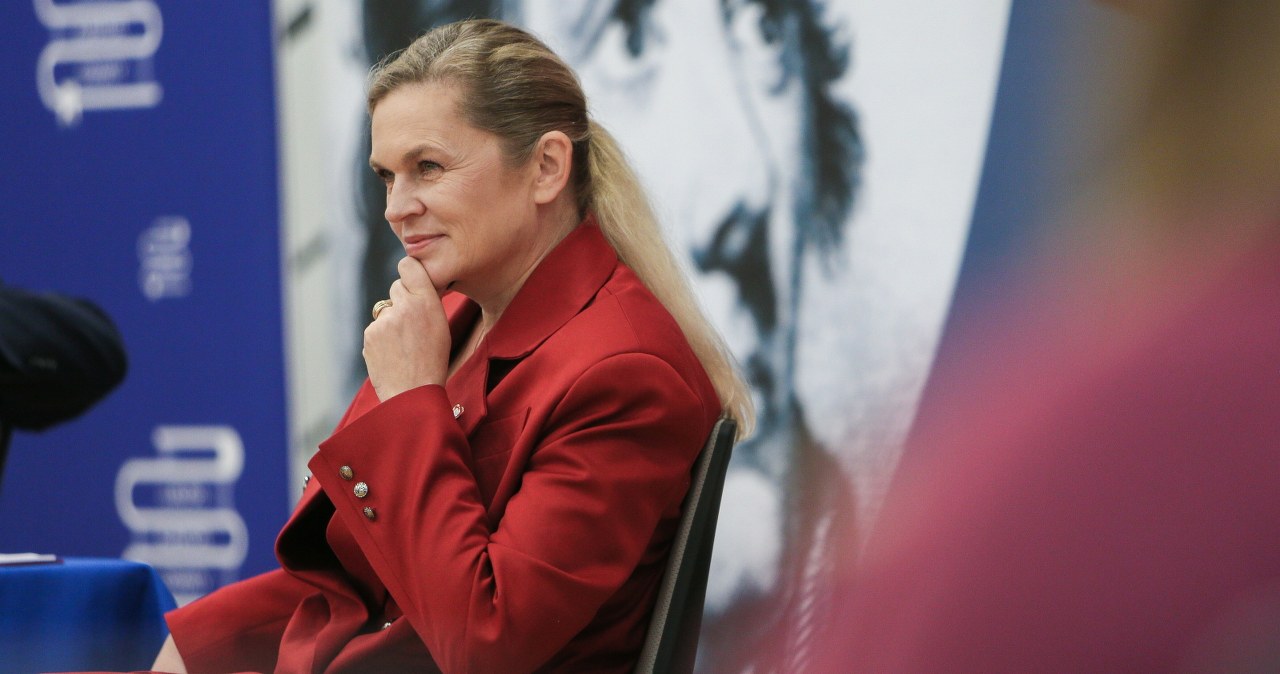 Ilu uczniów chodzi na edukację zdrowotną? Pokrętna odpowiedź Nowackiej