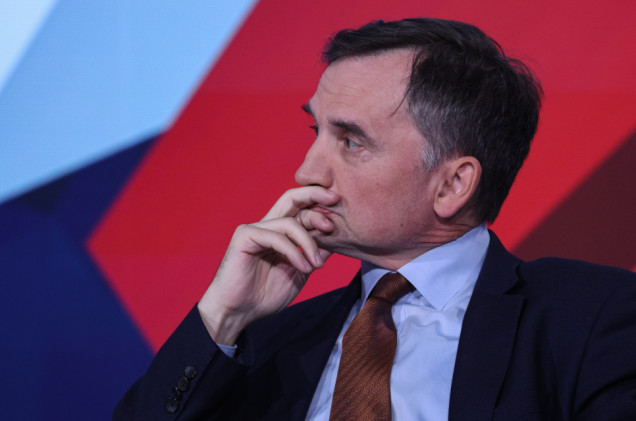 Zażalenia odrzucone. Sąd podtrzymuje decyzję o tymczasowym areszcie dla Zbigniewa Ziobry