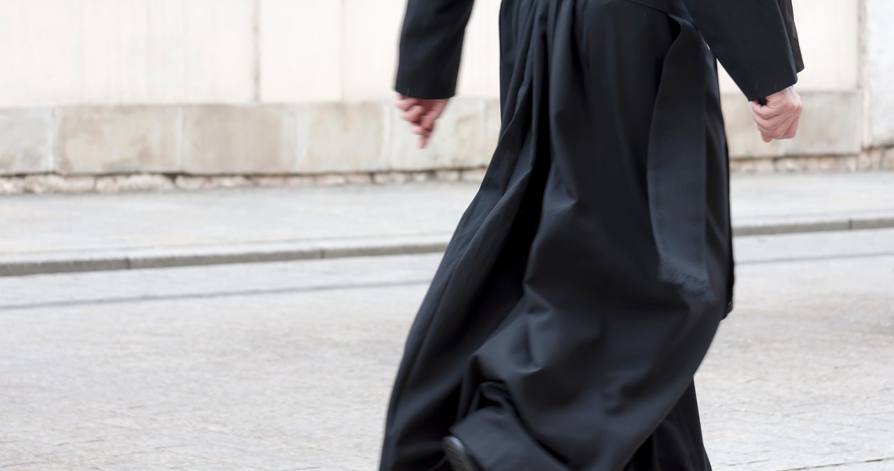 Ksiądz miał zostać biskupem, ale zrezygnował. "Zgłoszono niewłaściwe zachowanie"