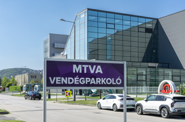 Zamiast serwisu informacyjnego komunikat. „Media publiczne nie mogą kłamać”