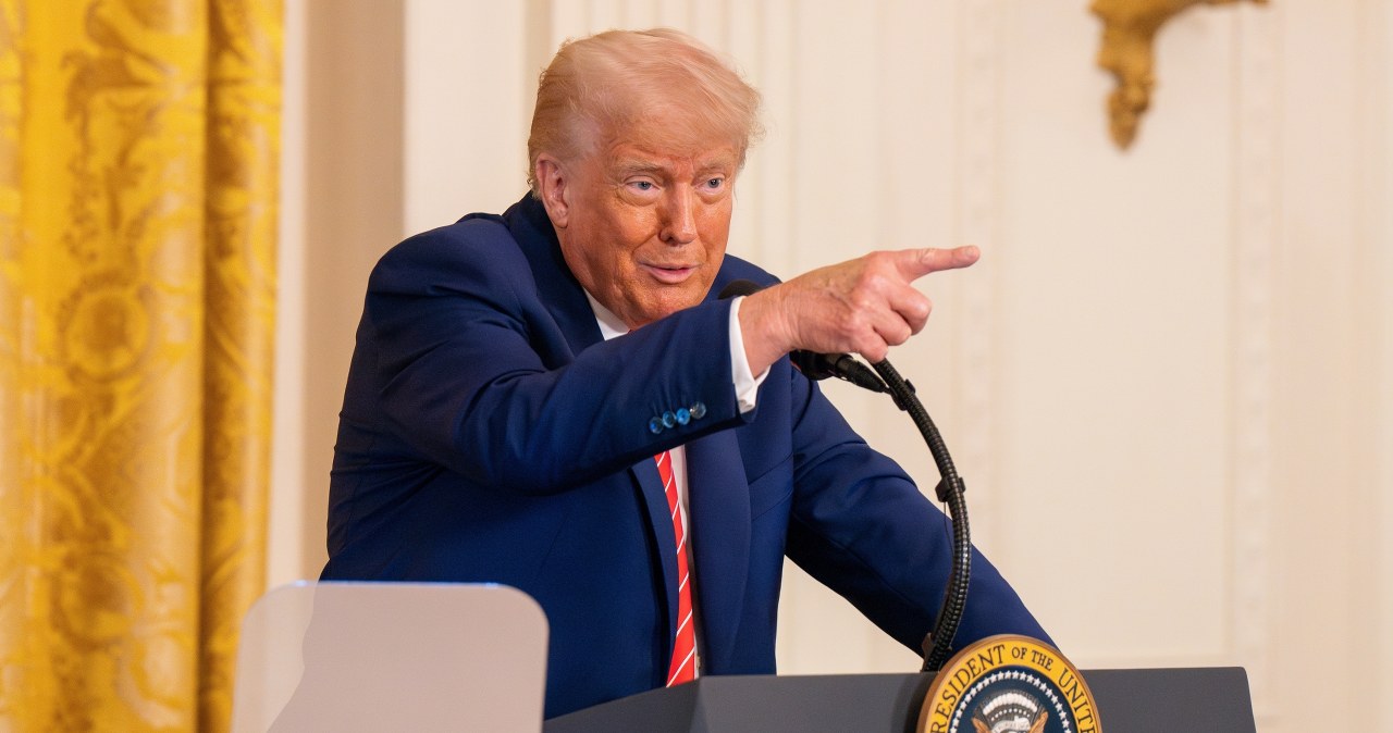 2000 dolarów dla każdego Amerykanina? Zaskakująca propozycja Trumpa