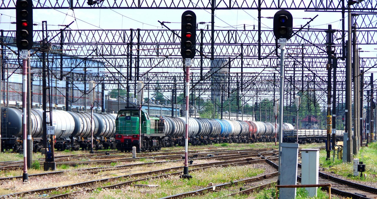 Pożar cysterny w Gostyninie. Ponad 100 strażaków w akcji