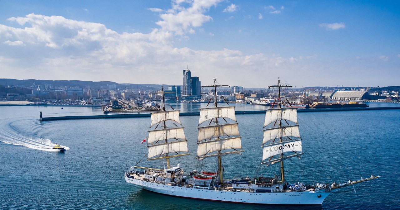 Historyczna podróż "Daru Młodzieży". „Jesteśmy gotowi do przejścia przez Ocean”