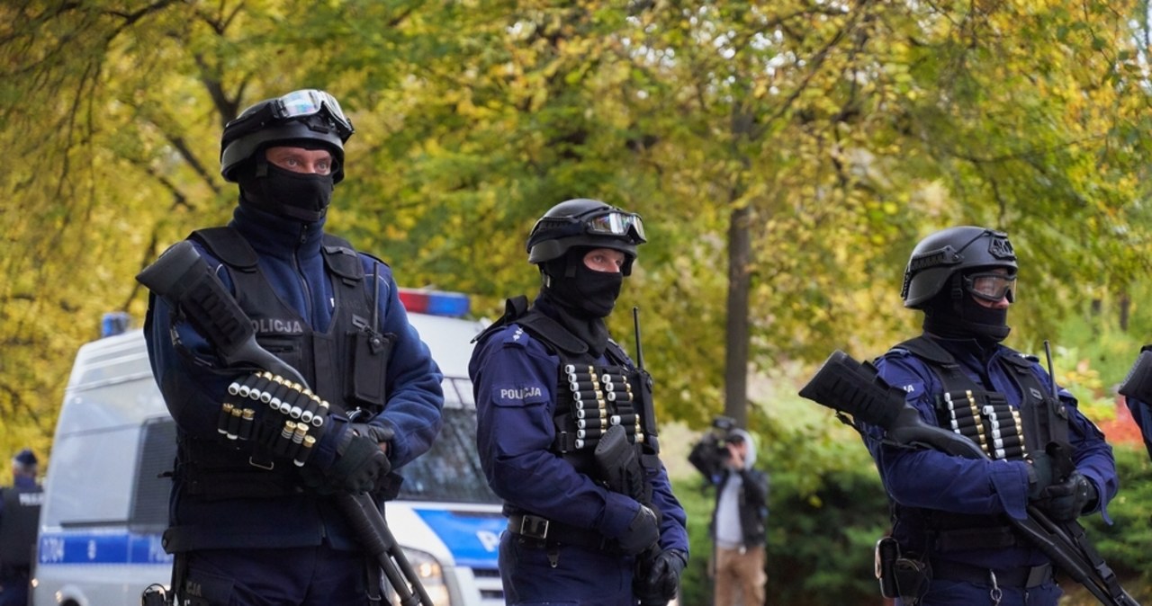 Cios w przestępczość narkotykową. Policjanci przejęli klofedron za miliony