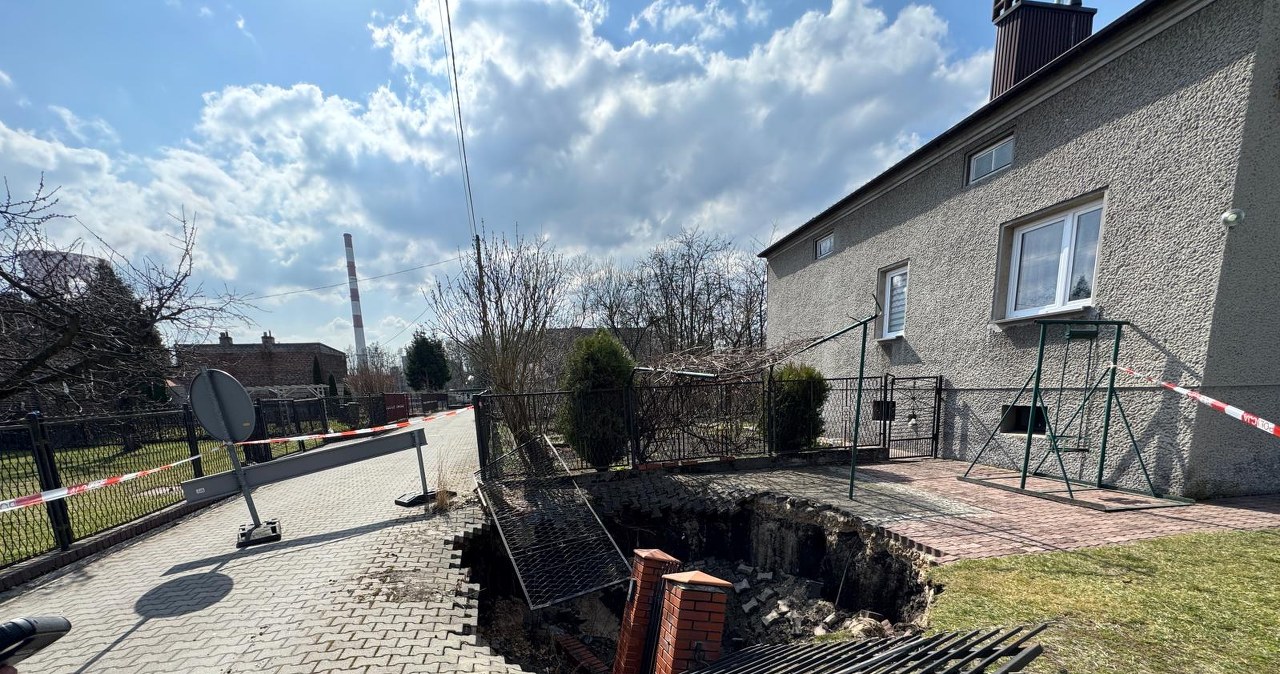 Chwile grozy w Śląskiem. Przy domu zapadła się ziemia