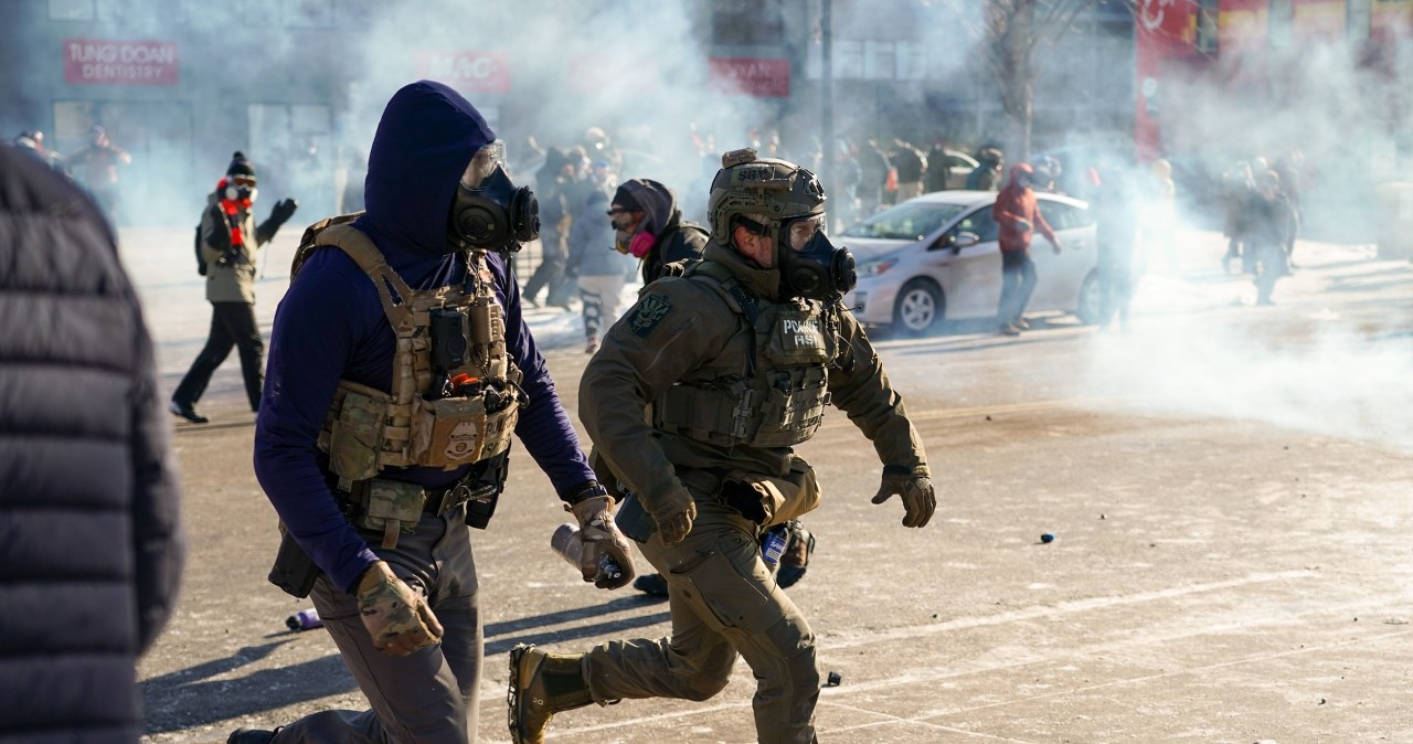 W Minneapolis wrze po śmierci Alexa Prettiego. Gubernator aktywuje Gwardię Narodową