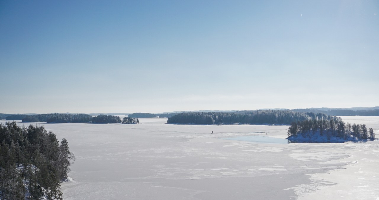 Pod śniegiem czeka przyszłość energetyki. Odkryto bezcenne złoża