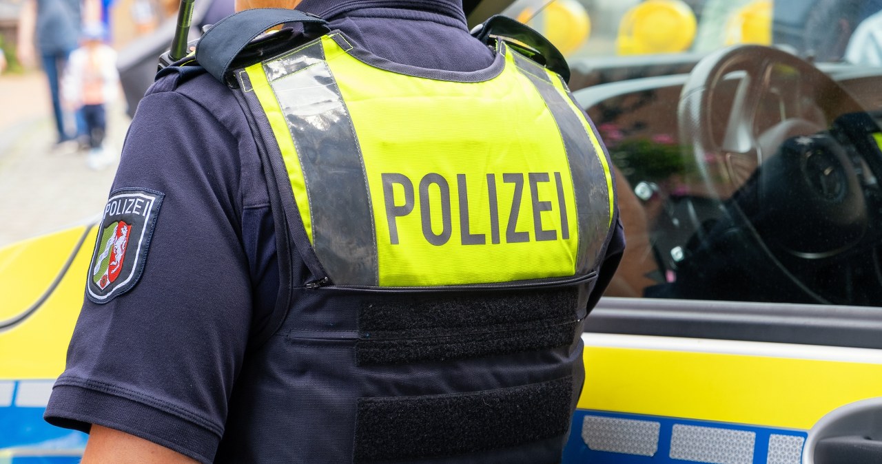 Duża akcja policyjna w Sinzig. Zakładnicy w banku, śmigłowce nad miastem