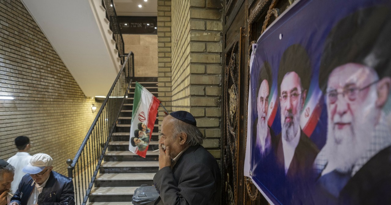 Iran: Pezeszkian nakazał zniesienie blokady internetu